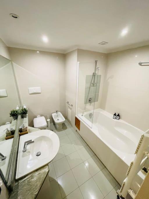 Re Gallo Luxury Apartment Plebiscito In Via Chiaia Neapol Zewnętrze zdjęcie