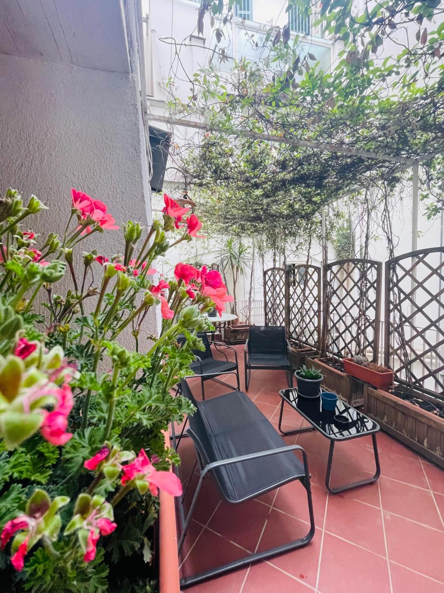 Re Gallo Luxury Apartment Plebiscito In Via Chiaia Neapol Zewnętrze zdjęcie
